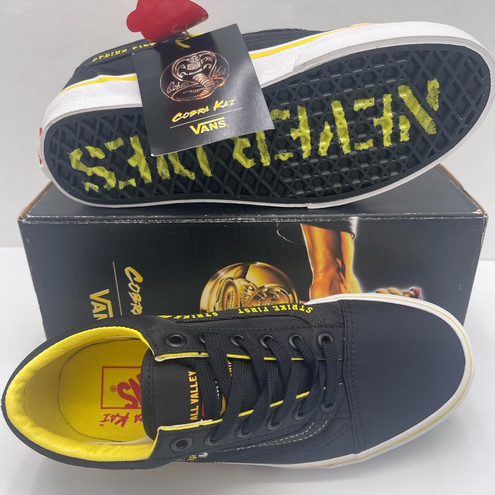 Vans Men’s Old Skool
Cobra Kai Black/Yellow/White Sneakers 
VN0A3WKT05N - Picture 12 of 16